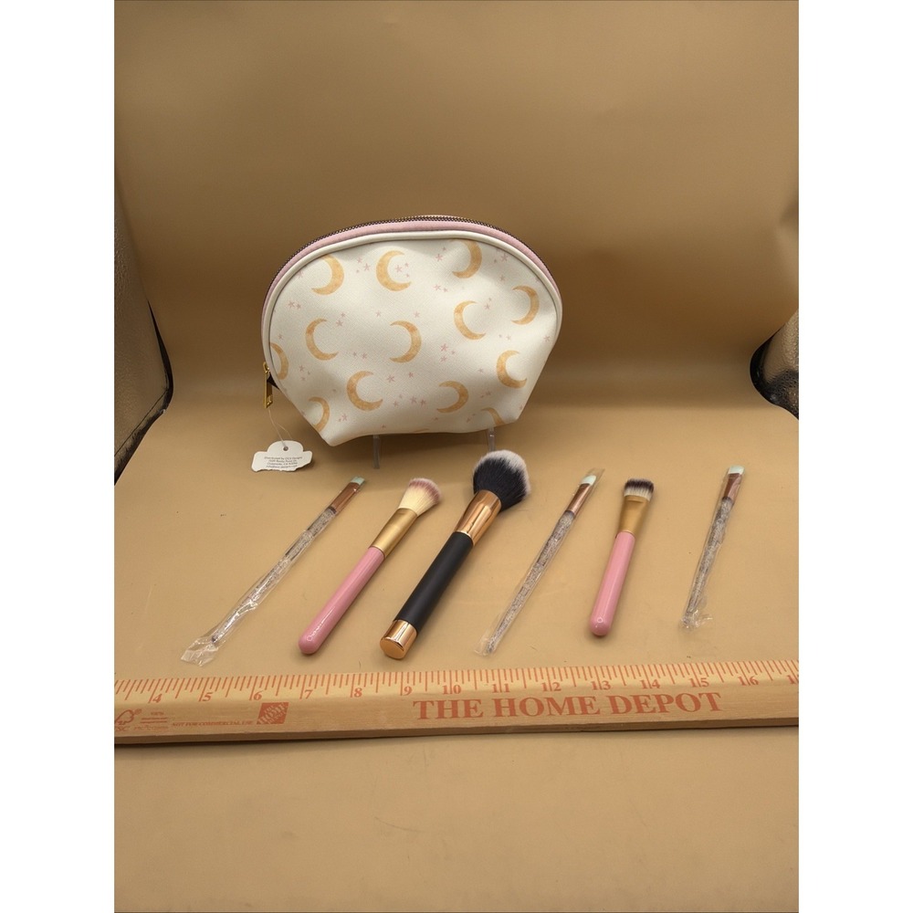 NWT OCS Designs Half Moon Celestial Cosmetic Bag With 6 Brush Set